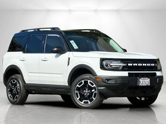Used 2023 Ford Bronco Sport Outer Banks image 1