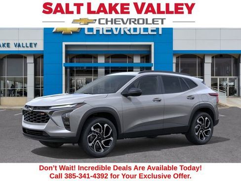 New 2026 Chevrolet Trax RS image 2