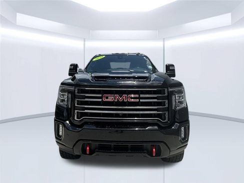 Used 2020 GMC Sierra 2500 AT4 w/ AT4 Premium Package AWD/4WD image 2