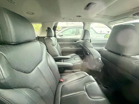 Used 2022 Hyundai Palisade SEL w/ Premium Package AWD/4WD image 16