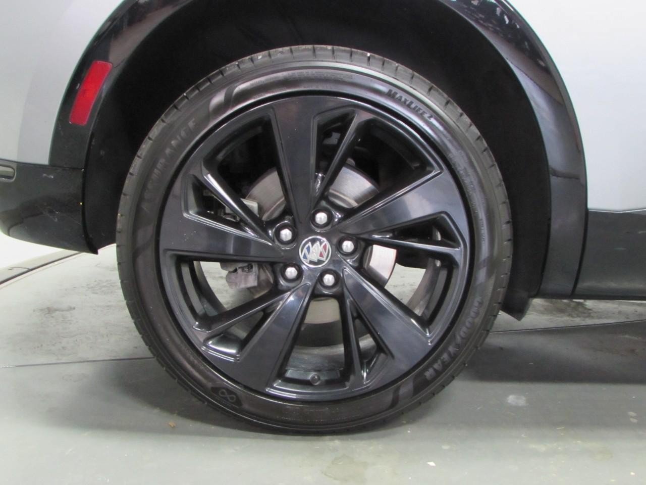 Used 2023 Buick Envision Preferred w/ Sport Touring Package AWD/4WD image 9