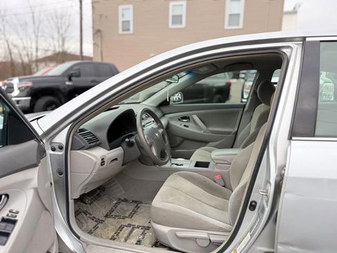 Used 2007 Toyota Camry LE image 8