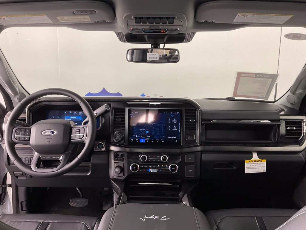 New 2026 Ford F250 Lariat w/ Black Appearance Package AWD/4WD image 18