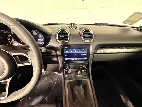 Certified 2024 Porsche 718 Cayman GT4 RS image 26