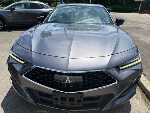Used 2023 Acura TLX FWD image 2