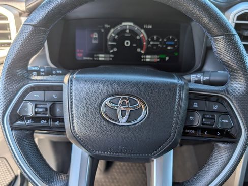 Used 2023 Toyota Tundra Platinum image 18