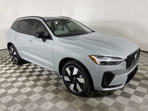 Certified 2025 Volvo XC60 T8 Plus w/ Protection Package Premier AWD/4WD image 2