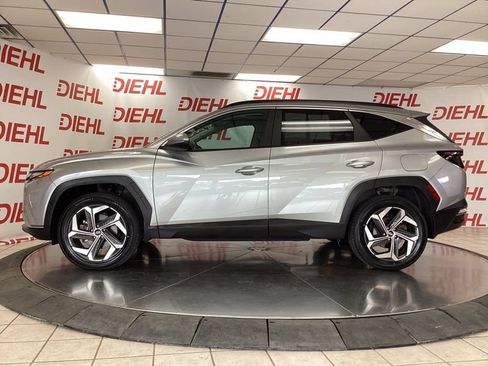 Used 2023 Hyundai Tucson SEL w/ Convenience Package AWD/4WD image 4
