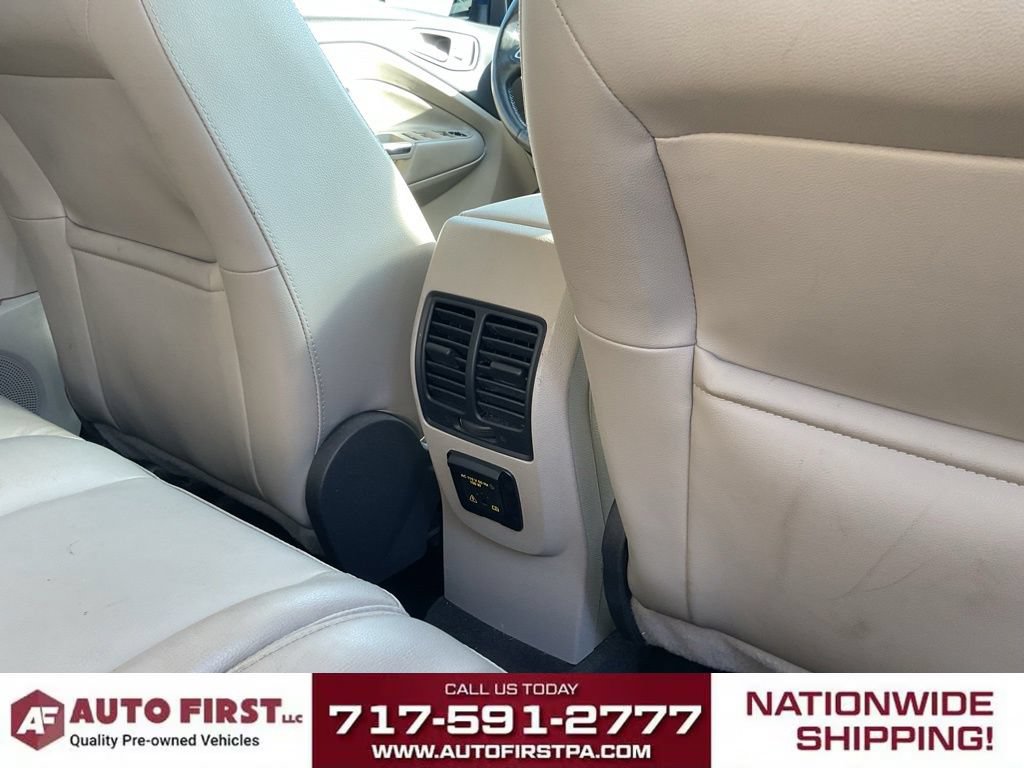 Used 2019 Ford Escape Titanium AWD/4WD image 13