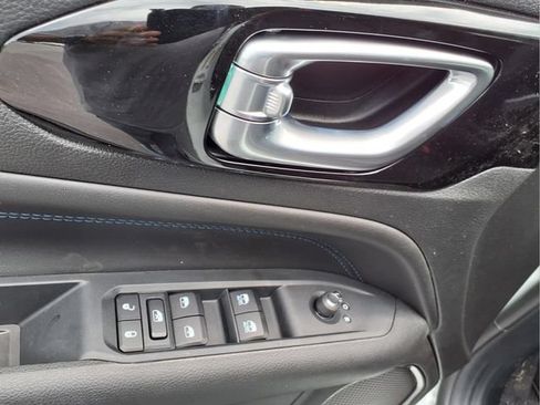 New 2026 Jeep Compass Latitude AWD/4WD image 14