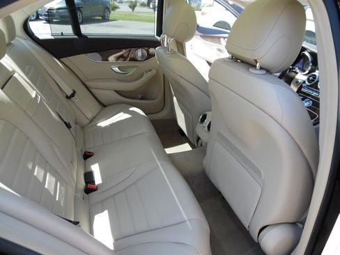Used 2015 Mercedes-Benz C 300 4MATIC Sedan image 24