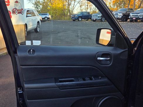 Used 2013 Jeep Patriot Sport w/ PWR Value Group image 7