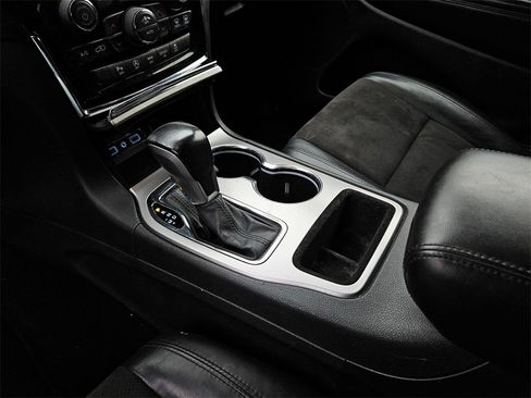 Used 2020 Jeep Grand Cherokee Altitude image 14