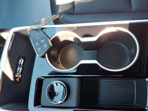 Used 2026 Chevrolet Equinox LT w/ Convenience Package II image 26