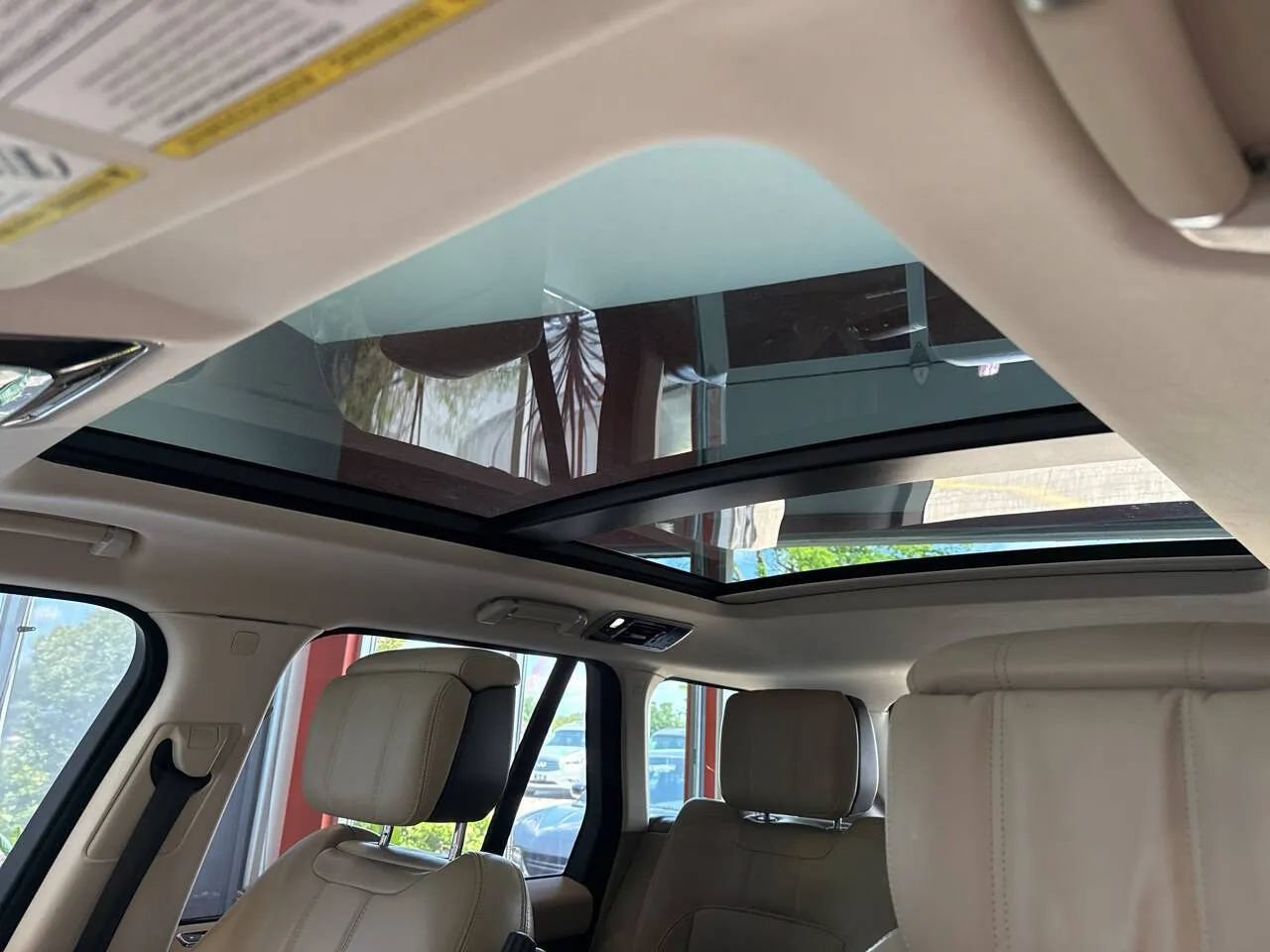 Used 2018 Land Rover Range Rover HSE AWD/4WD image 33
