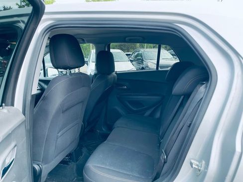Used 2019 Chevrolet Trax LS w/ Tint and Cruise Package FWD image 19
