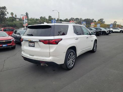 Used 2022 Chevrolet Traverse High Country image 8