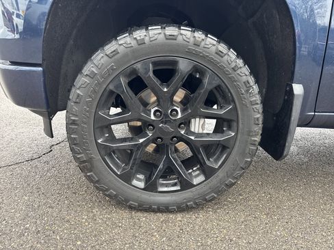 Used 2022 Chevrolet Silverado 1500 RST image 10