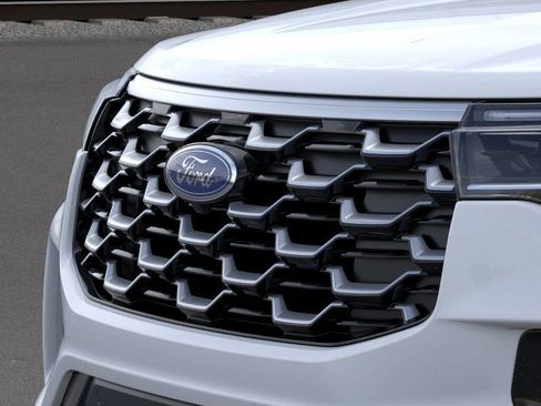 New 2026 Ford Explorer Platinum AWD/4WD image 16