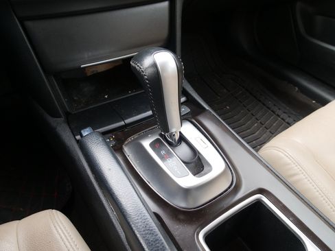 Used 2014 Honda Crosstour EX-L image 25