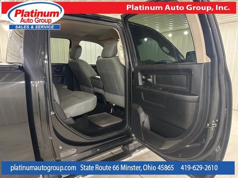 Used 2016 RAM 2500 Tradesman w/ Chrome Appearance Group image 29