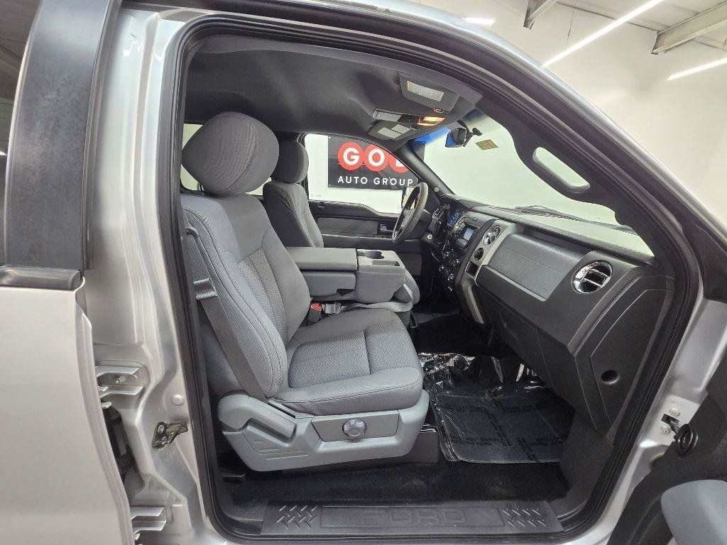 Used 2014 Ford F150 XLT w/ Equipment Group 302A Luxury AWD/4WD image 19