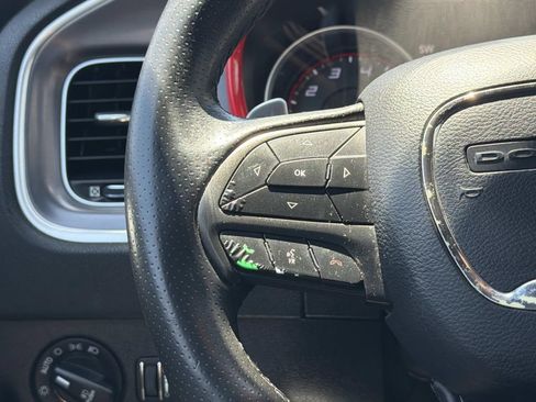 Used 2019 Dodge Charger GT RWD image 12