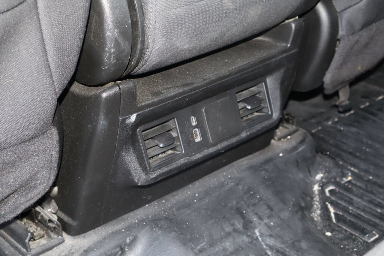 Used 2024 GMC Sierra 2500 Pro w/ 1SA Pro Safety Plus Package AWD/4WD image 17