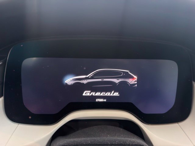 Used 2023 Maserati Grecale Modena AWD/4WD image 11