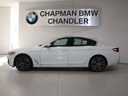 Certified 2023 BMW 530i 530i w/ Premium Package image 3