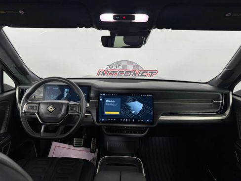 Used 2023 Rivian R1S Adventure image 11