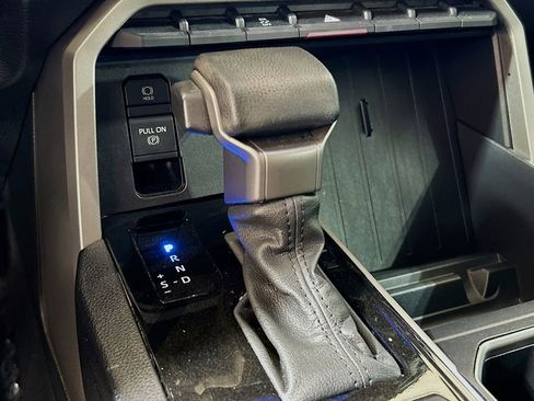 Used 2022 Toyota Tundra SR5 image 14