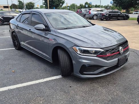 Used 2020 Volkswagen Jetta GLI FWD image 6