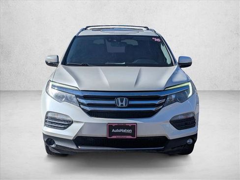 Used 2016 Honda Pilot Elite image 2