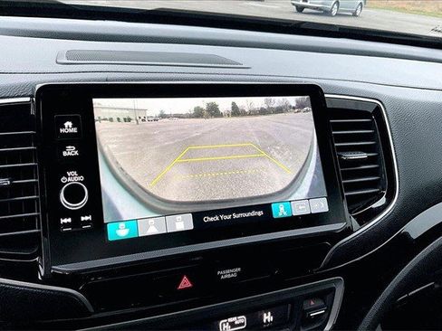 Certified 2024 Honda Ridgeline Black Edition image 15