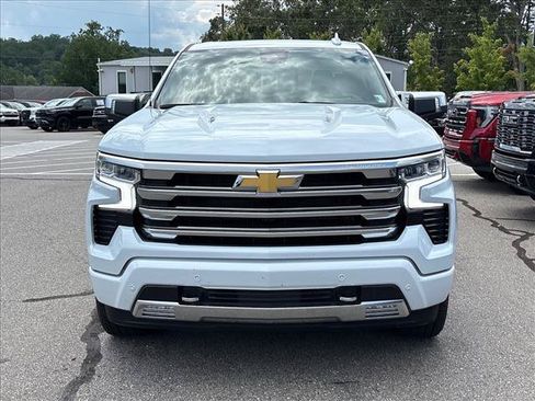 Certified 2026 Chevrolet Silverado 1500 High Country AWD/4WD image 3