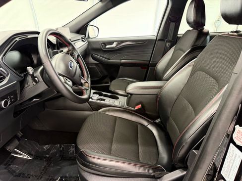 Used 2025 Ford Escape ST-Line image 11