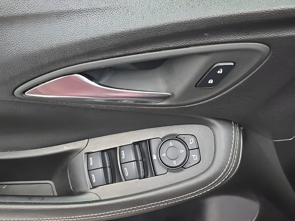 Used 2024 Buick Encore GX Sport Touring FWD image 11