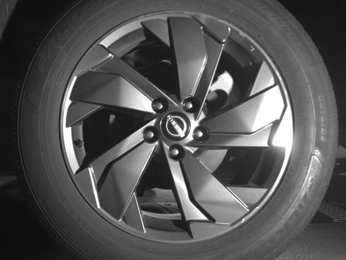 Used 2025 Nissan Rogue SV image 14