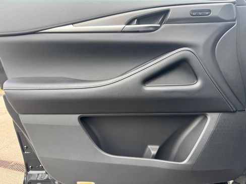 Used 2023 INFINITI QX60 Luxe image 11