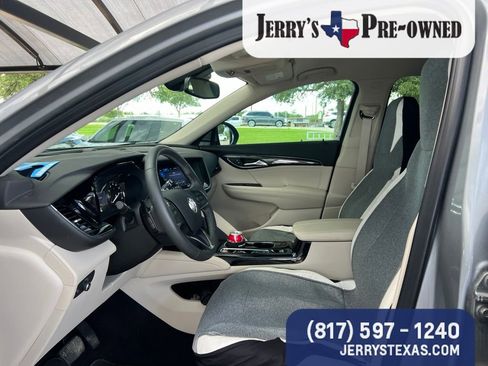 Used 2023 Buick Envision Preferred FWD image 7