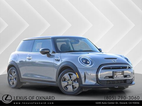 Used 2022 MINI Cooper SE image 1