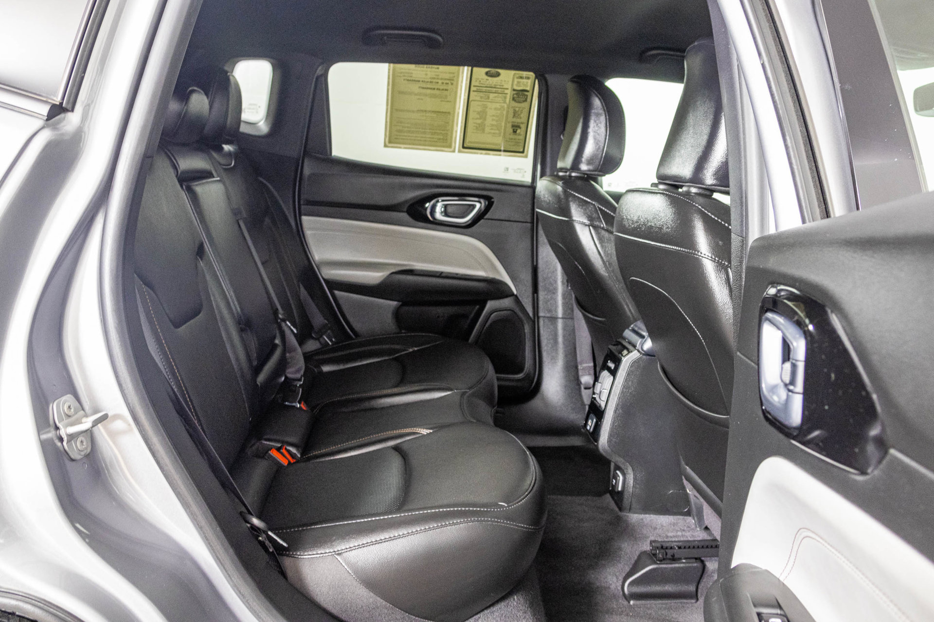 Used 2023 Jeep Compass Limited AWD/4WD image 42