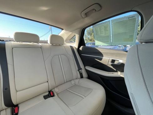 Used 2025 Hyundai Sonata SEL image 37