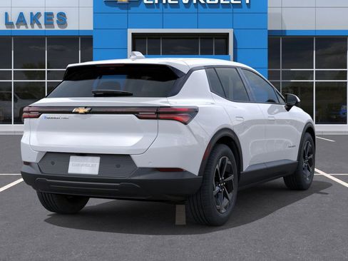 New 2026 Chevrolet Equinox EV LT image 4