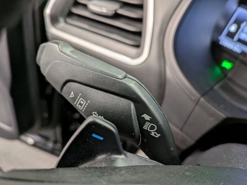 Used 2022 Ford Edge Titanium w/ Equipment Group 301A image 16