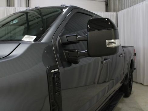 New 2026 Ford F250 Lariat w/ Black Appearance Package AWD/4WD image 35