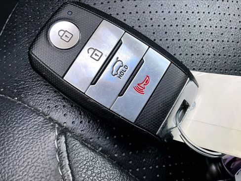 Used 2019 Kia Sorento EX w/ EX Touring Package image 14