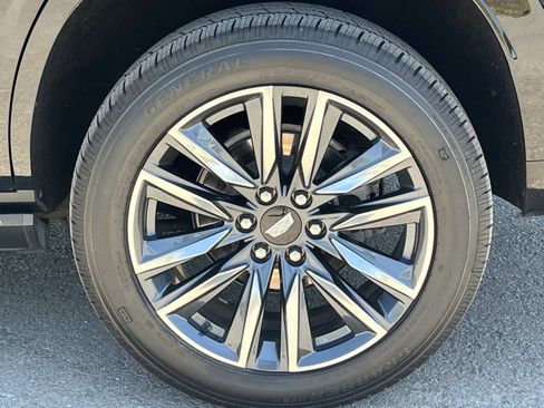 Used 2021 Cadillac Escalade Sport w/ Driver Assist Tech Package AWD/4WD image 13