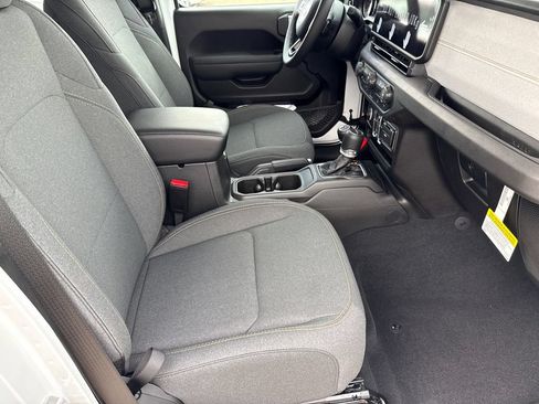 New 2026 Jeep Gladiator Sport AWD/4WD image 11